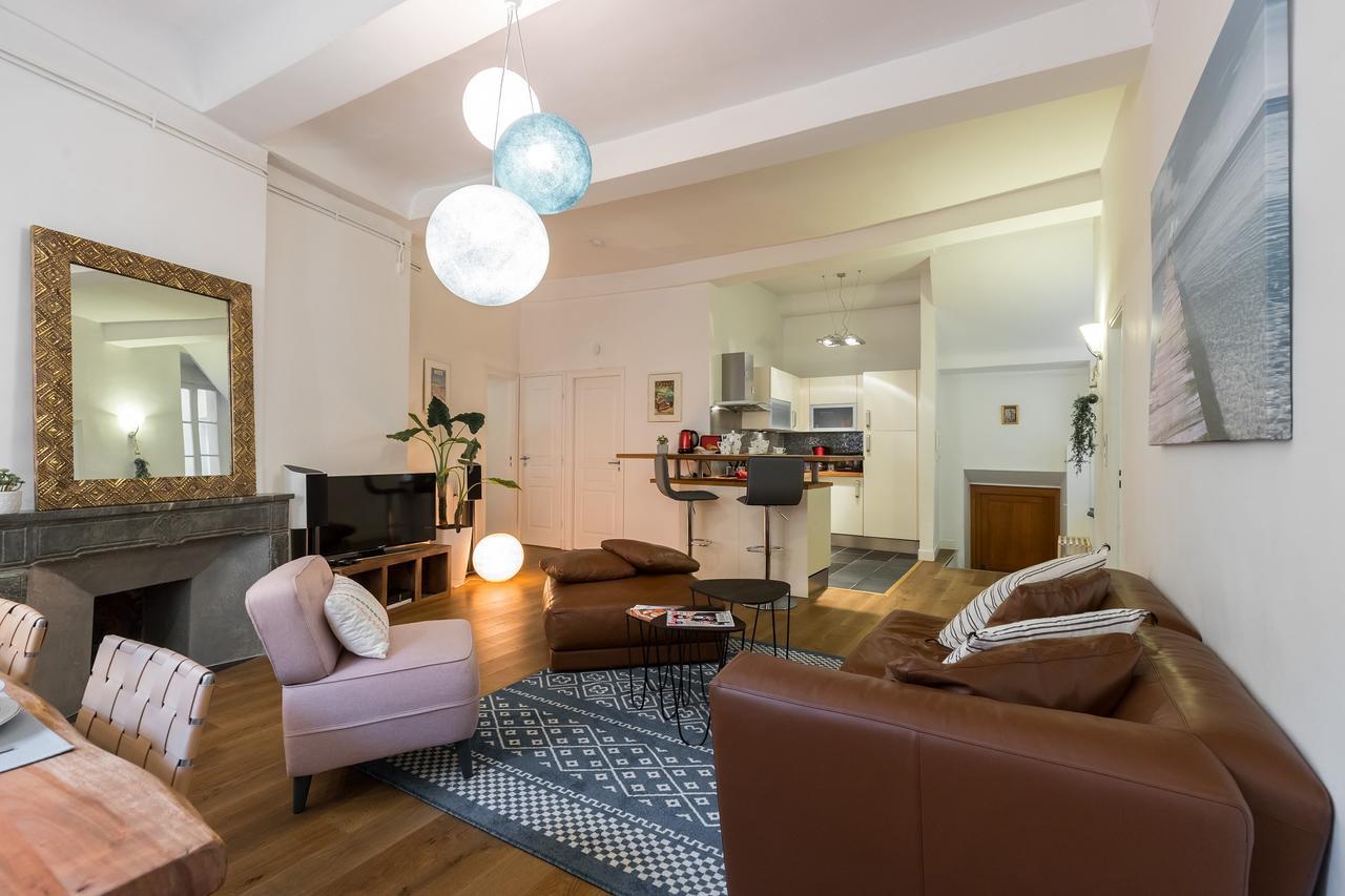 Pref 2 - F4 - Vaste Et Bourgeois ,3 Chambres, Ascenseur, Vx-nice Nizza