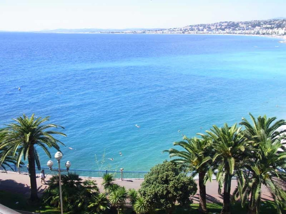 Apartment Pref 2 - F4 - Vaste Et Bourgeois ,3 Chambres, Ascenseur, Vx-nice *