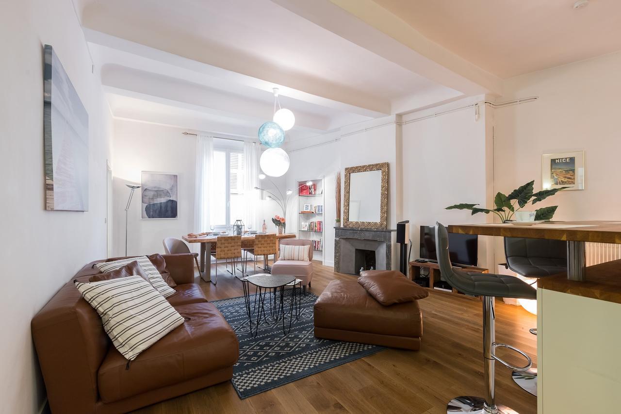 Pref 2 - F4 - Vaste Et Bourgeois ,3 Chambres, Ascenseur, Vx-nice