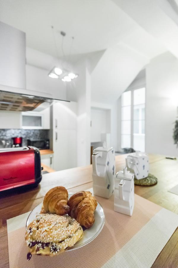 Pref 2 - F4 - Vaste Et Bourgeois ,3 Chambres, Ascenseur, Vx-nice * Nizza